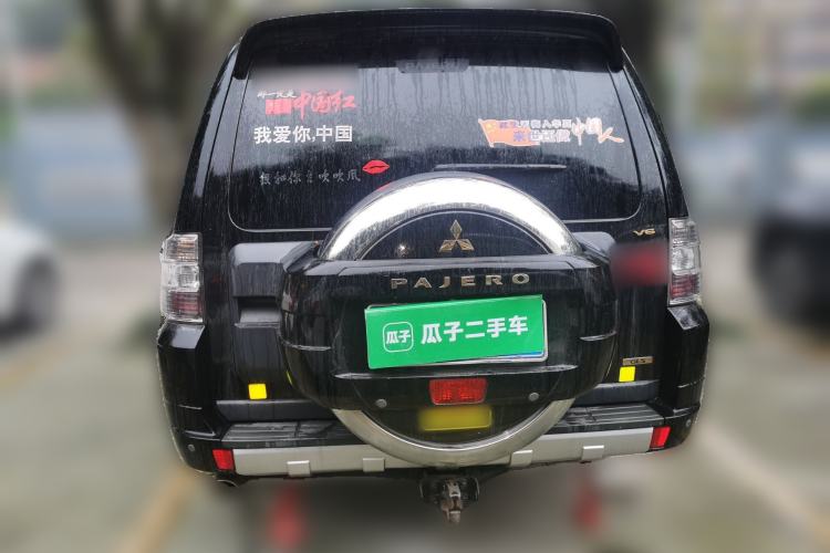 Used Mitsubishi Pajero 2014 3.0L Elite Upgrade Edition Rear