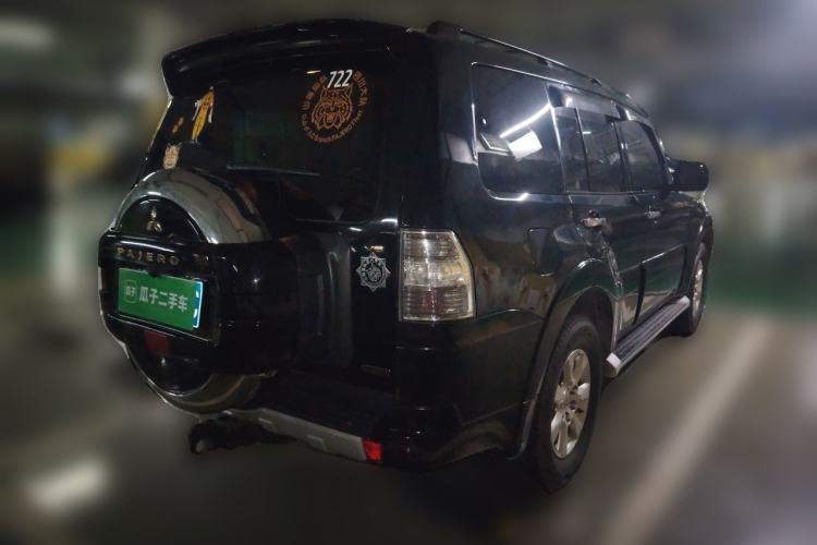 Used Mitsubishi Pajero 2014 3.0L Elite Upgrade Edition Rear Right 45 Deg