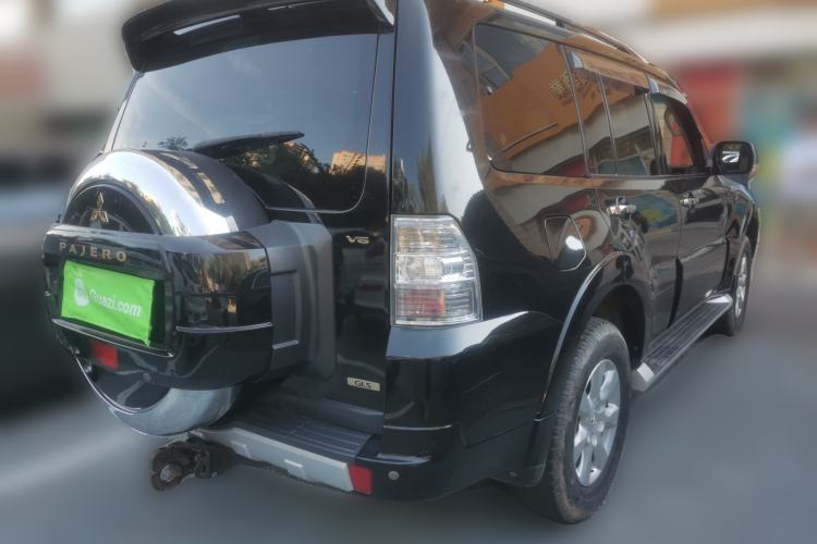 Used Mitsubishi Pajero 2014 3.0L Elite Edition Rear Right 45 Deg