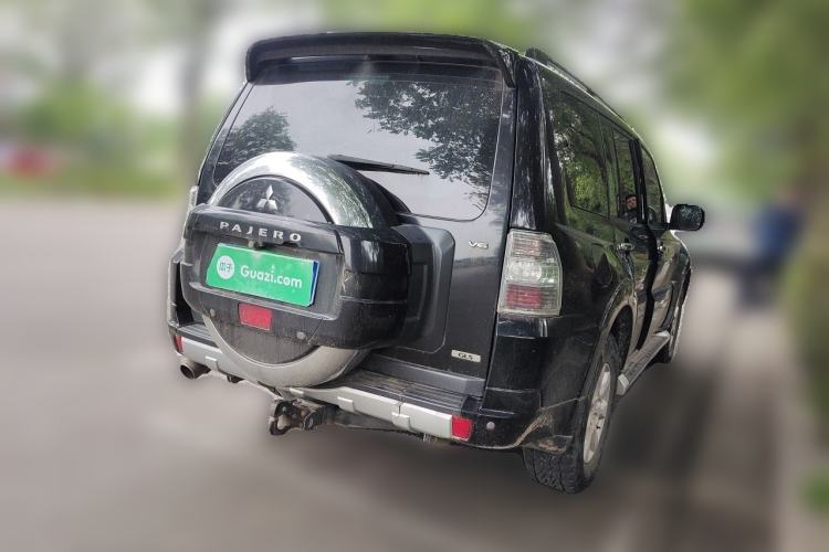 Used Mitsubishi Pajero 2014 3.0L Elite Edition Rear Right 45 Deg
