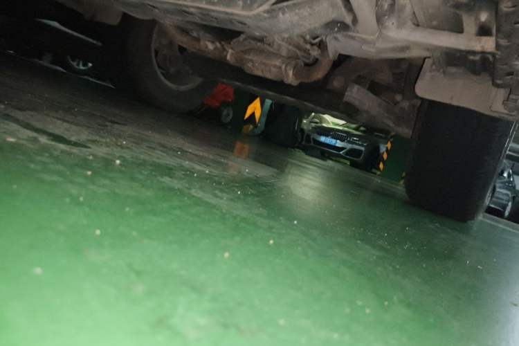 Used Mitsubishi Pajero 2014 3.0L Elite Edition Chassis Front Right