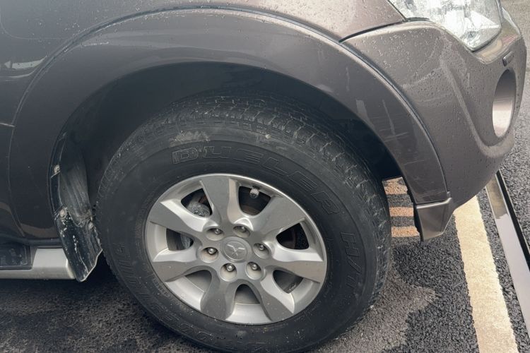 Used Mitsubishi Pajero 2014 3.0L Luxury Edition Exterior 5