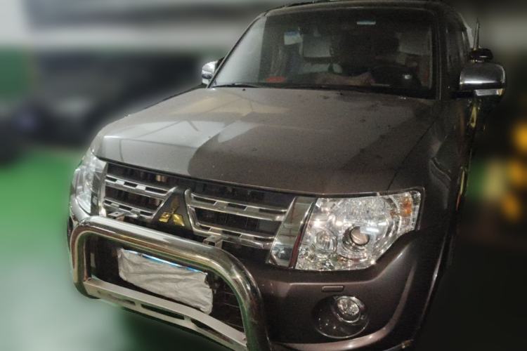 Used Mitsubishi Pajero 2014 3.0L Elite Edition Guazi used car, China used car export, Used car for sale, Used  cars, Cheapest cars for sale
