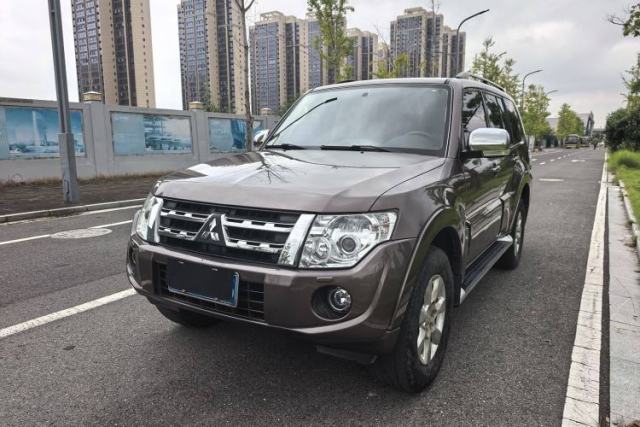 Used Mitsubishi Pajero 2014 3.0L Elite Edition