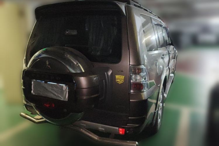 Used Mitsubishi Pajero 2014 3.0L Elite Edition Rear Right 45 Deg