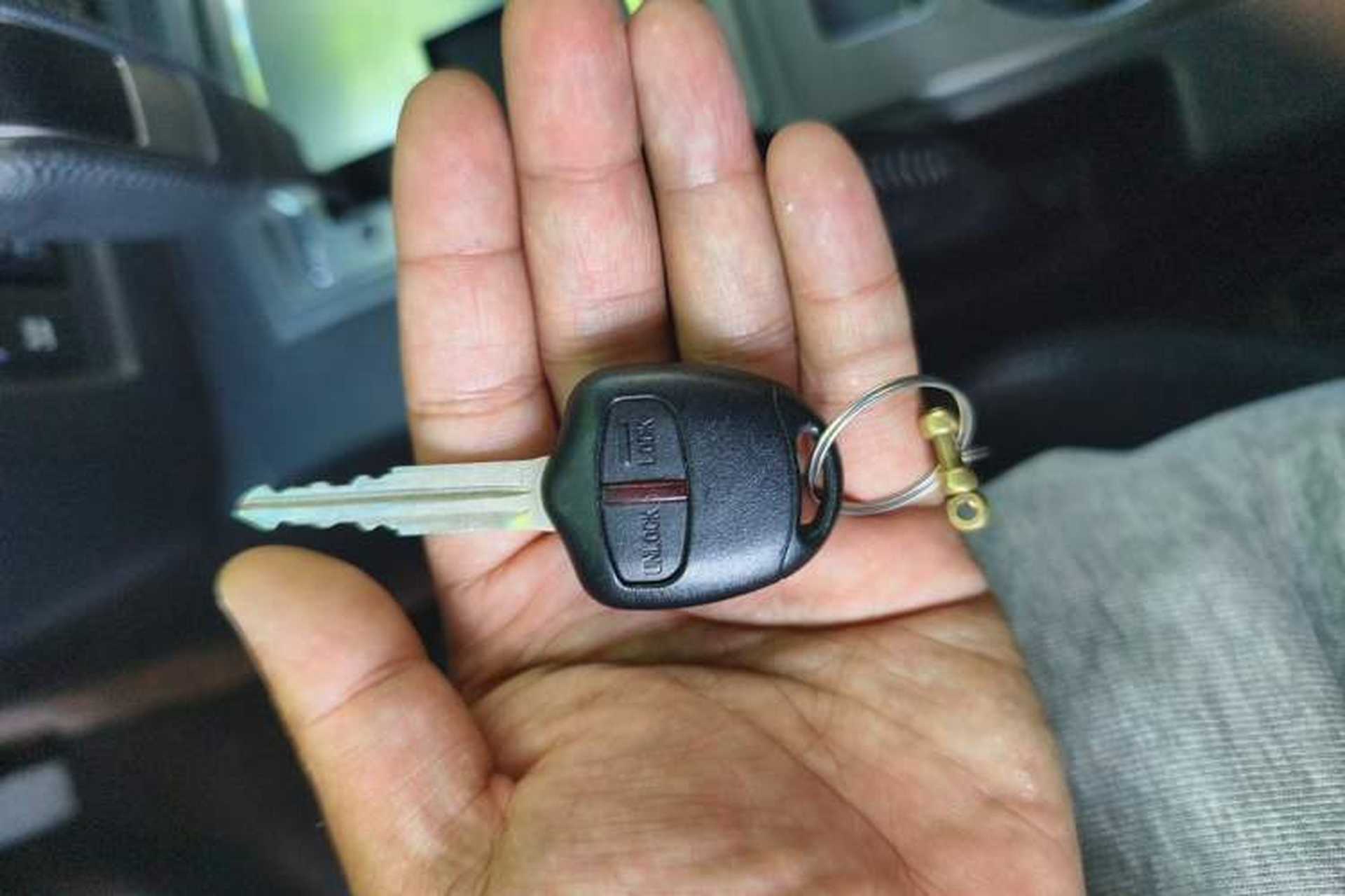 Used Mitsubishi Pajero 2014 3.0L Elite Upgrade Edition Vehicle Key