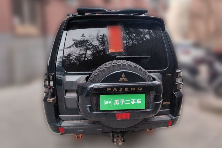 Used Mitsubishi Pajero 2014 3.0L Elite Upgrade Edition Rear