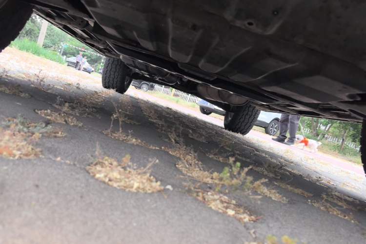 Used Mitsubishi Pajero 2014 3.0L Elite Upgrade Edition Chassis Front