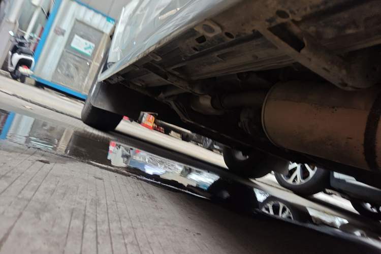 Used Mitsubishi Pajero 2014 3.0L Elite Upgrade Edition Chassis Rear Left