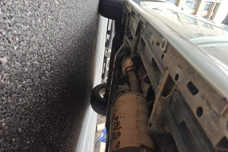 Used Mitsubishi Pajero 2014 3.0L Elite Upgrade Edition Chassis Rear Left