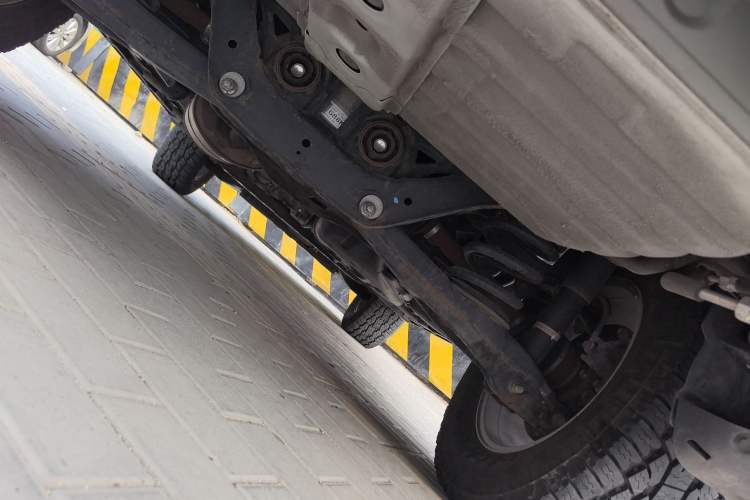 Used Mitsubishi Pajero 2014 3.0L Elite Upgrade Edition Chassis Rear