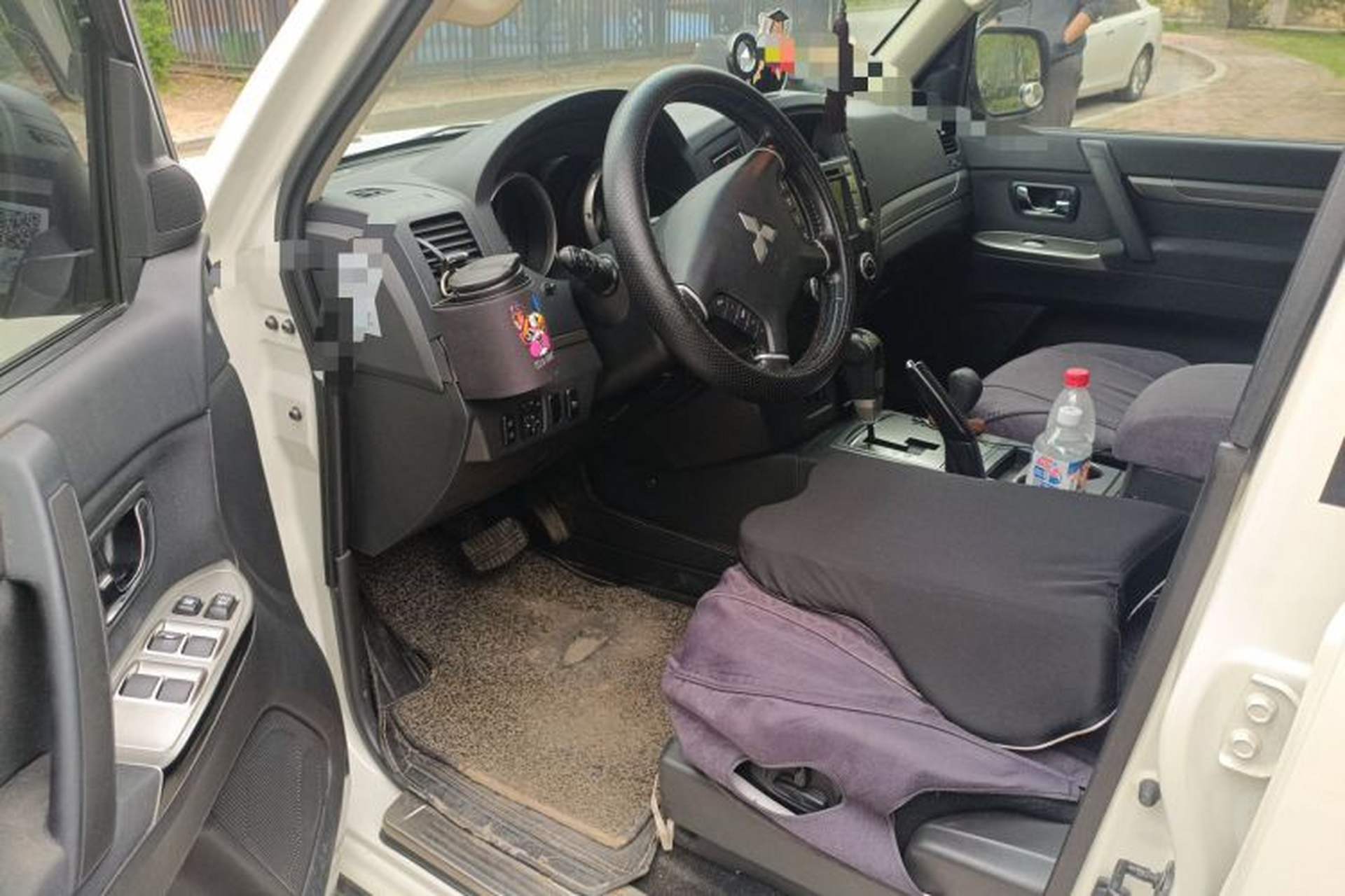 Used Mitsubishi Pajero 2014 3.0L Luxury Edition Driver Seat