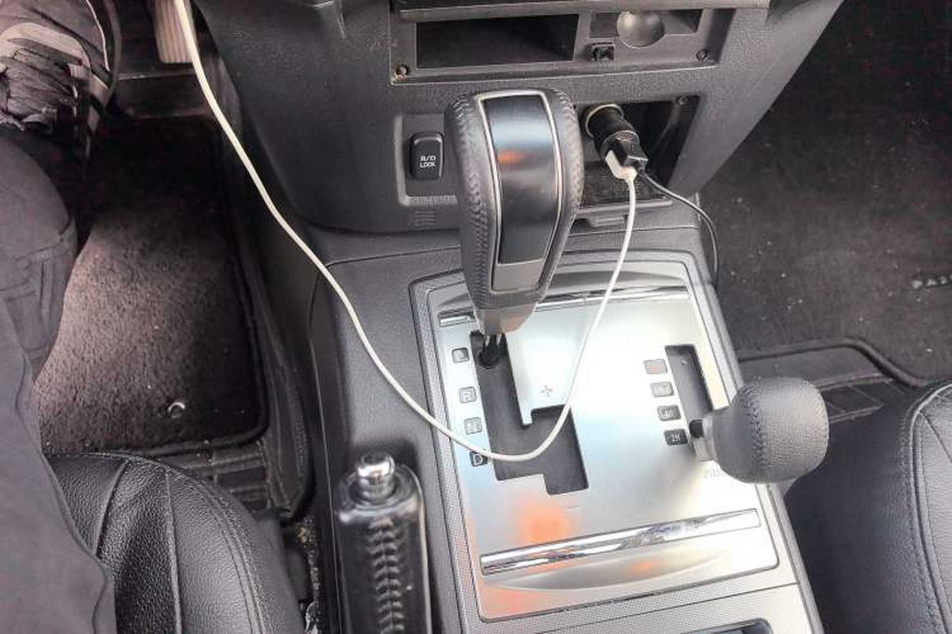 Used Mitsubishi Pajero 2014 3.0L Elite Upgrade Edition Gear Lever