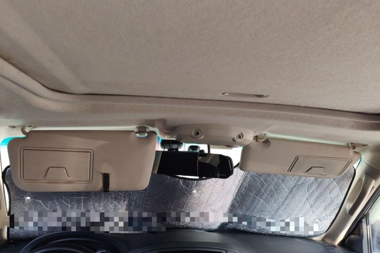 Used Mitsubishi Pajero 2014 3.0L Luxury Edition Headliner