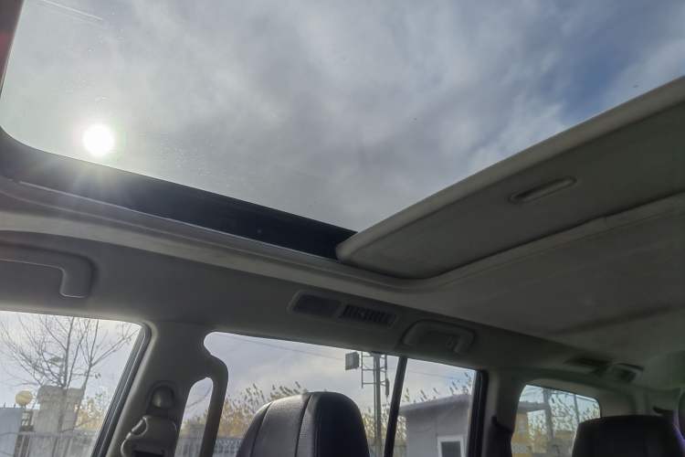 Used Mitsubishi Pajero 2014 3.0L Elite Upgrade Edition Headliner