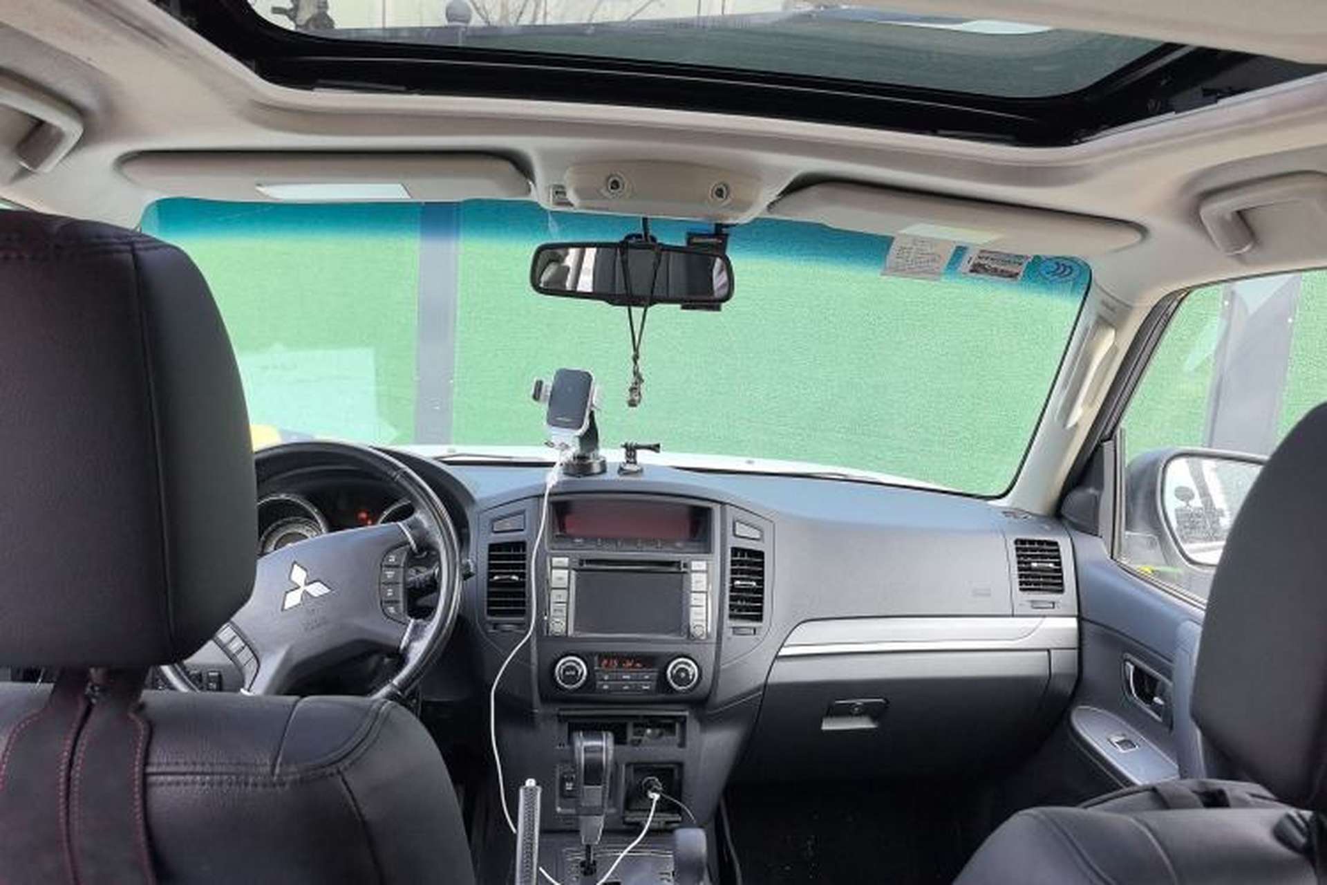 Used Mitsubishi Pajero 2014 3.0L Elite Upgrade Edition Headliner