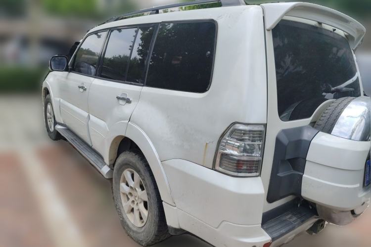 Used Mitsubishi Pajero 2014 3.0L Elite Upgrade Edition Rear Left 45 Deg