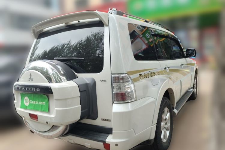 Used Mitsubishi Pajero 2014 3.0L Elite Edition Rear Right 45 Deg