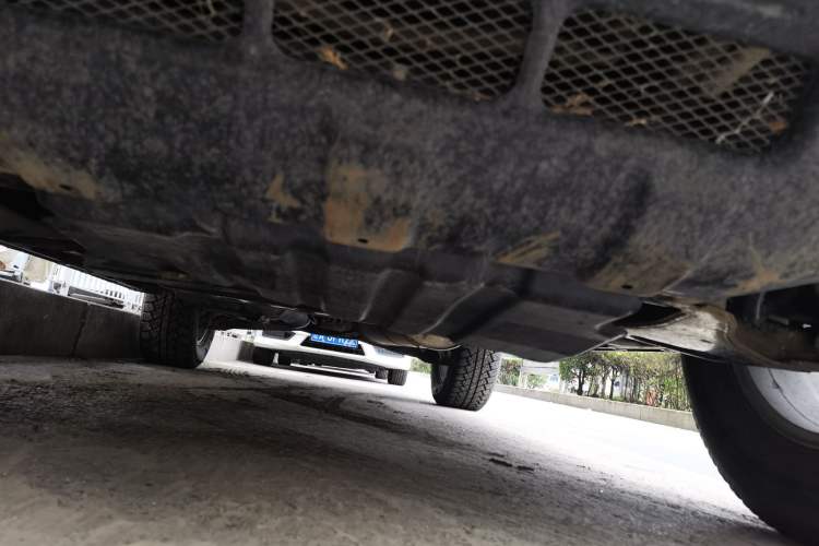 Used Mitsubishi Pajero 2015 3.0L Automatic Luxury Version China V Standard Chassis Front