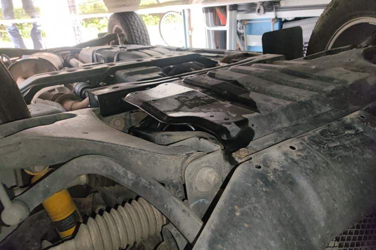 Used Mitsubishi Pajero 2015 3.0L Automatic Elite Overdrive Version China IV Standard Chassis Front Left