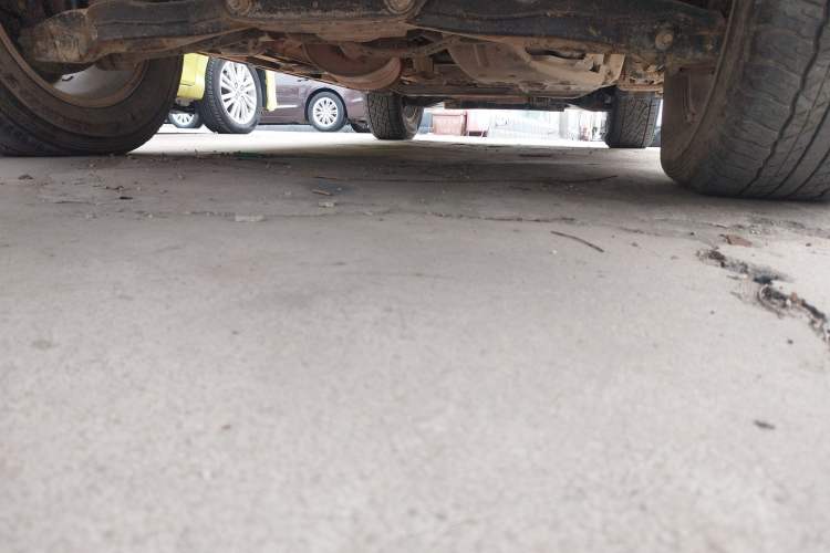 Used Mitsubishi Pajero 2015 3.0L Automatic Luxury Version China IV Standard Chassis Rear Right
