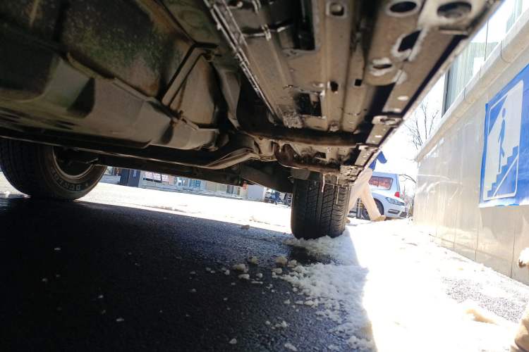 Used Mitsubishi Pajero 2015 3.0L Automatic Elite Plus Version China V Standard Chassis Rear Right