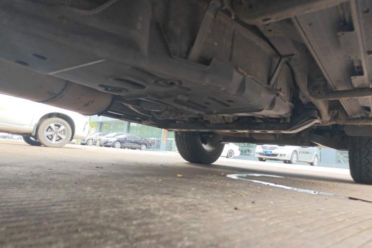 Used Mitsubishi Pajero 2015 3.0L Automatic Elite Overdrive Version China IV Standard Chassis Rear Right