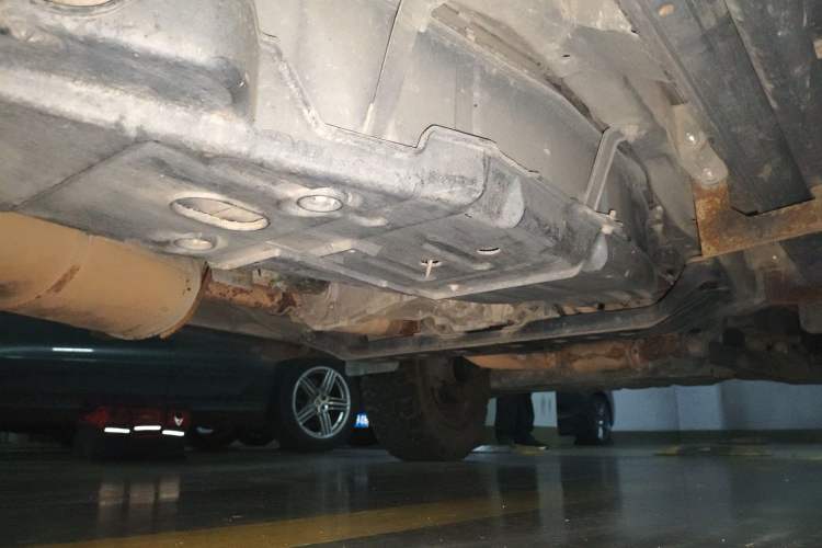 Used Mitsubishi Pajero 2015 3.0L Automatic Luxury Version China V Standard Chassis Rear Right