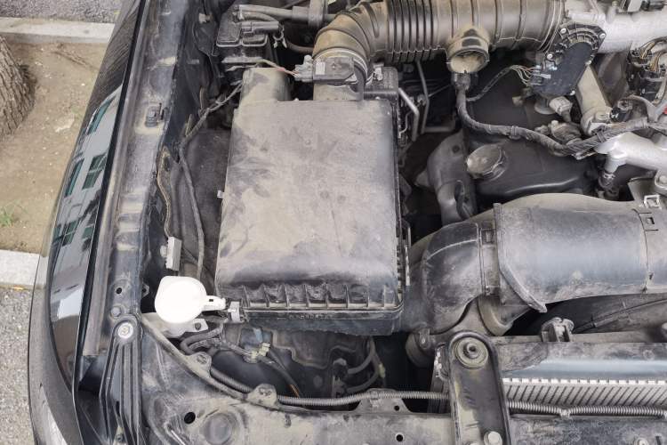 Used Mitsubishi Pajero 2015 3.0L Automatic Luxury Version China V Standard Engine Bay Right