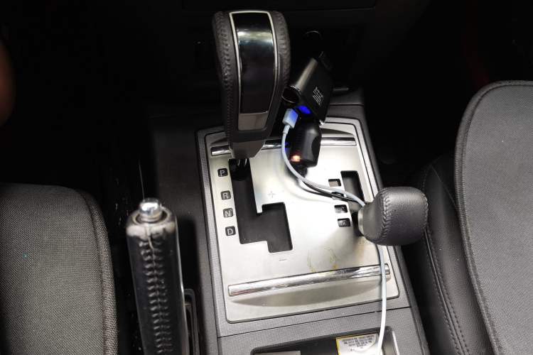 Used Mitsubishi Pajero 2015 3.0L Automatic Luxury Version China V Standard Gear Lever
