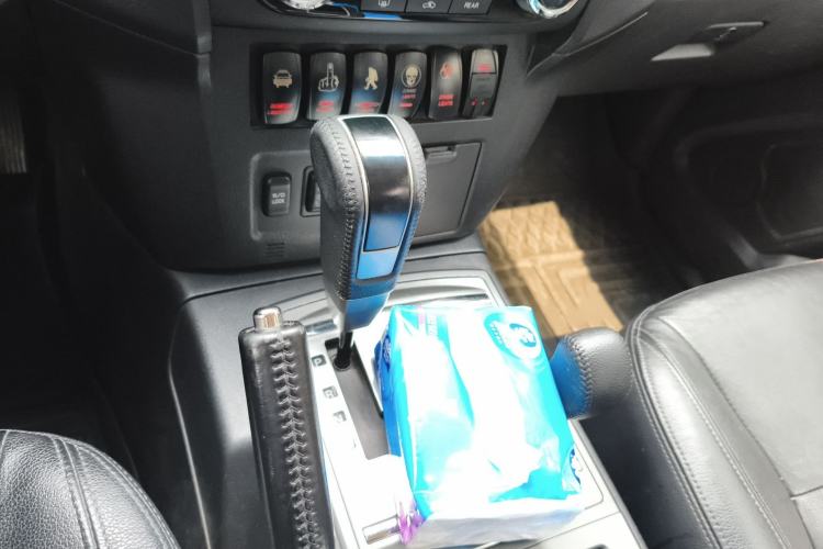Used Mitsubishi Pajero 2015 3.0L Automatic Elite Plus Version China V Standard Gear Lever