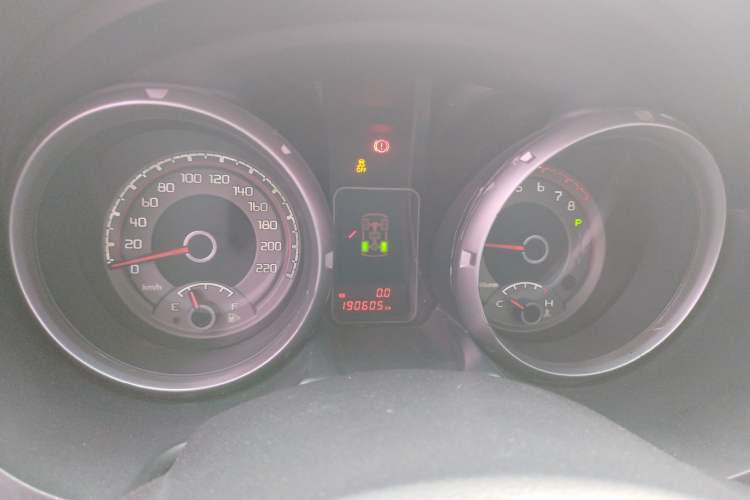 Used Mitsubishi Pajero 2015 3.0L Automatic Luxury Version China IV Standard Instrument Cluster