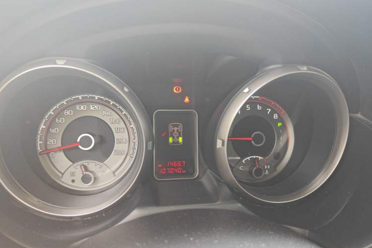 Used Mitsubishi Pajero 2015 3.0L Automatic Elite Overdrive Version China IV Standard Instrument Cluster