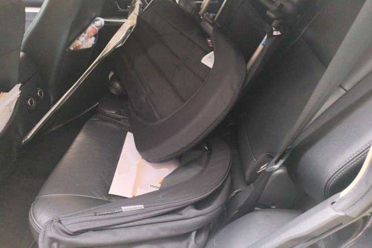 Used Mitsubishi Pajero 2015 3.0L Automatic Elite Edition China V Standard Left Rear Seat
