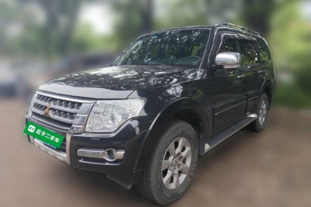 Used Mitsubishi Pajero 2015 3.0L Automatic Elite Overdrive Version China IV Standard