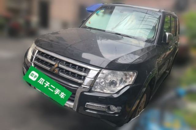 Used Mitsubishi Pajero 2015 3.0L Automatic Elite Edition China V Standard