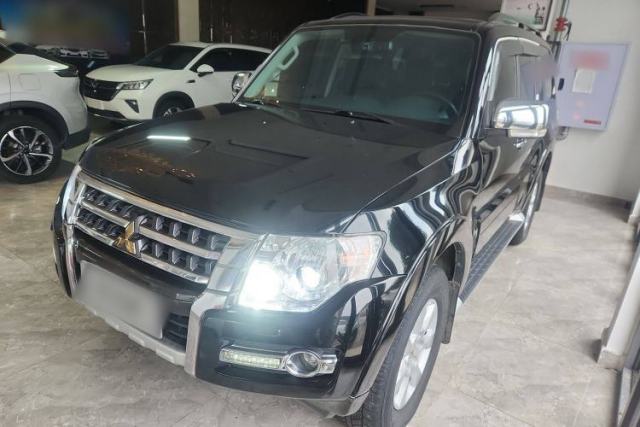 Used Mitsubishi Pajero 2015 3.0L Automatic Elite Plus Version China V Standard
