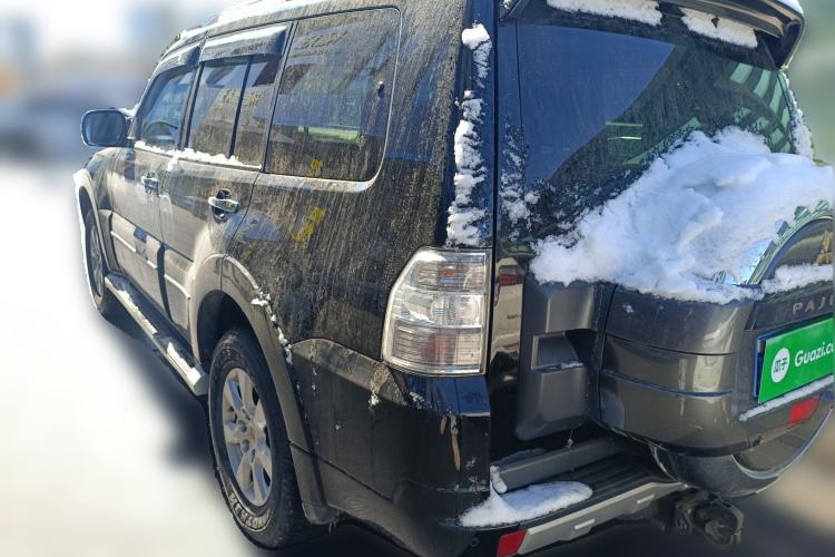 Used Mitsubishi Pajero 2015 3.0L Automatic Elite Plus Version China V Standard Rear Left 45 Deg