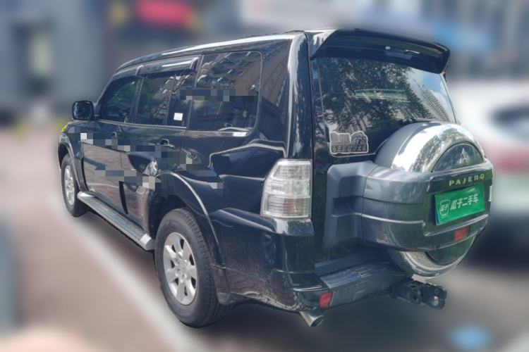 Used Mitsubishi Pajero 2015 3.0L Automatic Luxury Version China V Standard Rear Left 45 Deg