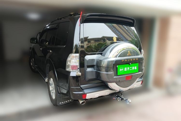 Used Mitsubishi Pajero 2015 3.0L Automatic Elite Overdrive Version China IV Standard Rear Left 45 Deg