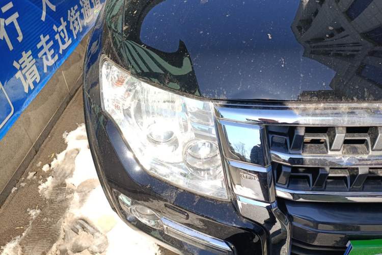 Used Mitsubishi Pajero 2015 3.0L Automatic Elite Plus Version China V Standard Right Front Headlight