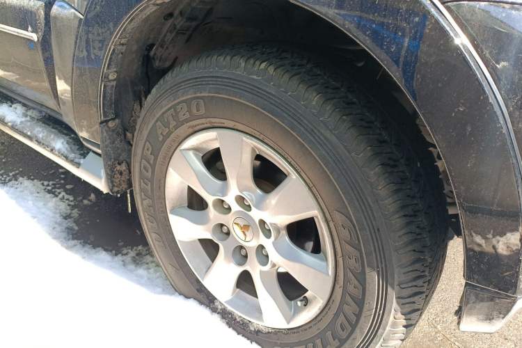 Used Mitsubishi Pajero 2015 3.0L Automatic Elite Plus Version China V Standard Right Front Wheel Hub