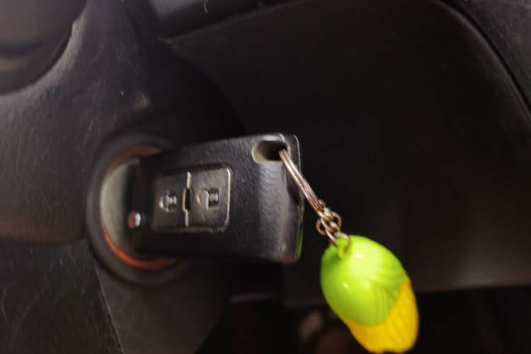 Used Mitsubishi Pajero 2015 3.0L Automatic Luxury Version China V Standard Vehicle Key