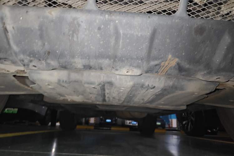 Used Mitsubishi Pajero 2015 3.0L Automatic Luxury Version China IV Standard Chassis Front