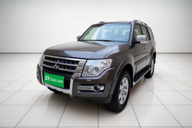 Used Mitsubishi Pajero 2015 3.0L Automatic Elite Edition China V Standard