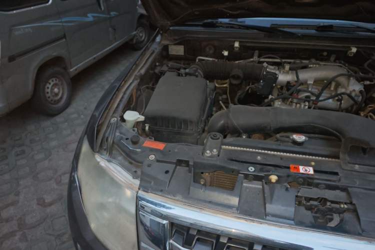 Used Mitsubishi Pajero 2015 3.0L Automatic Elite Edition China V Standard Engine Bay Right