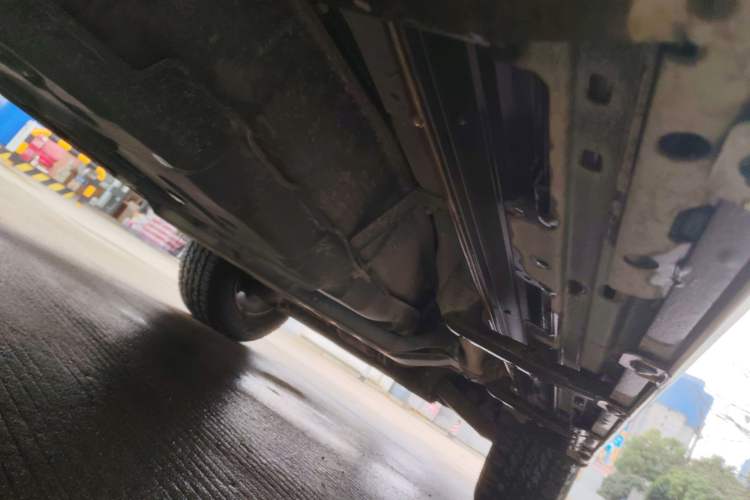 Used Mitsubishi Pajero 2015 3.0L Automatic Elite Overdrive Version China IV Standard Chassis Rear Right