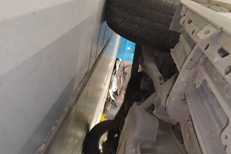 Used Mitsubishi Pajero 2015 3.0L Automatic Elite Edition China V Standard Chassis Rear Right