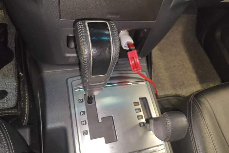 Used Mitsubishi Pajero 2015 3.0L Automatic Elite Edition China V Standard Gear Lever