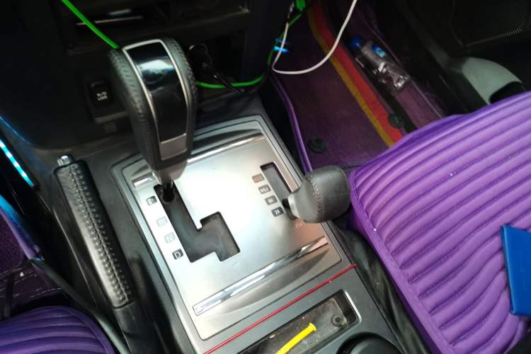 Used Mitsubishi Pajero 2015 3.0L Automatic Elite Overdrive Version China IV Standard Gear Lever
